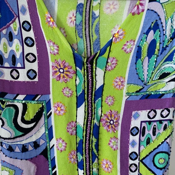 Alberto Makali Embroidered Top - Picture 6 of 6